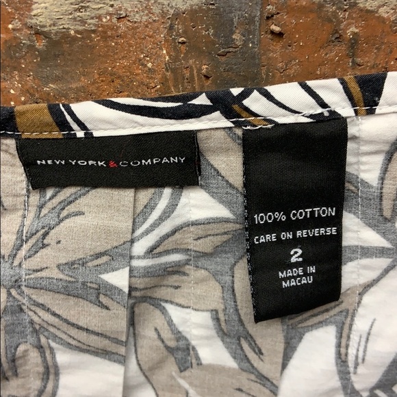 New York & Co. Knee Length Skirt - Picture 3 of 3